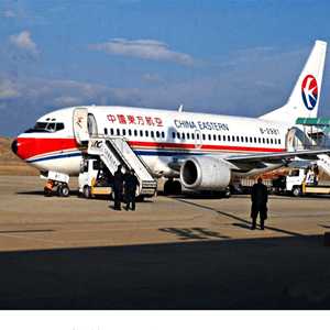 南昌机场空运航空快运业稳步发展的原因是什么？